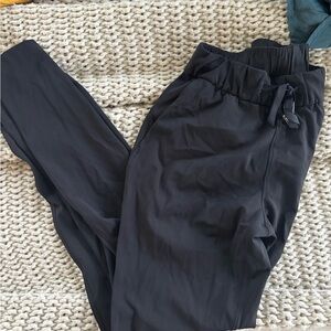 Lulu Jogger Pants